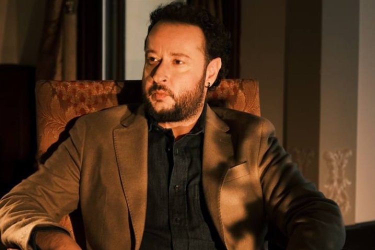 Murat Kaynak'ın ilk single'ı olan ″Kayboluyorum″ yayında