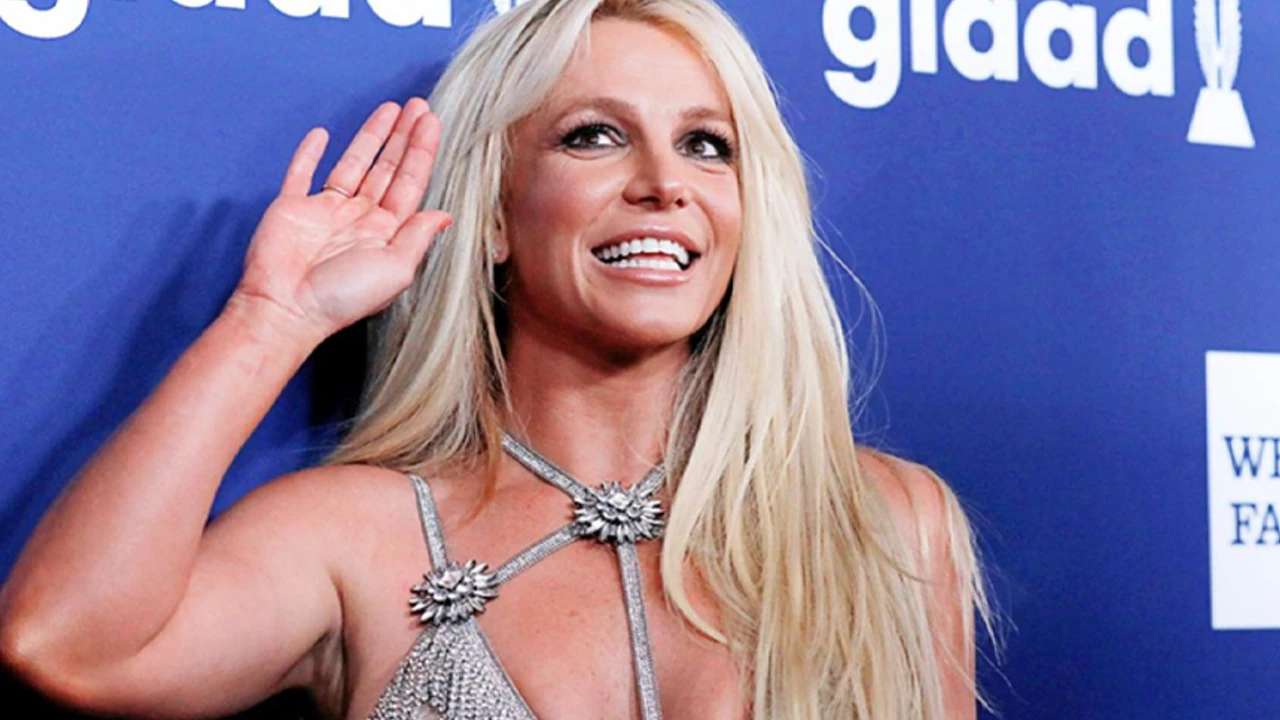 Dünyaca ünlü şarkıcı Britney Spears'ın hayatı film oluyor