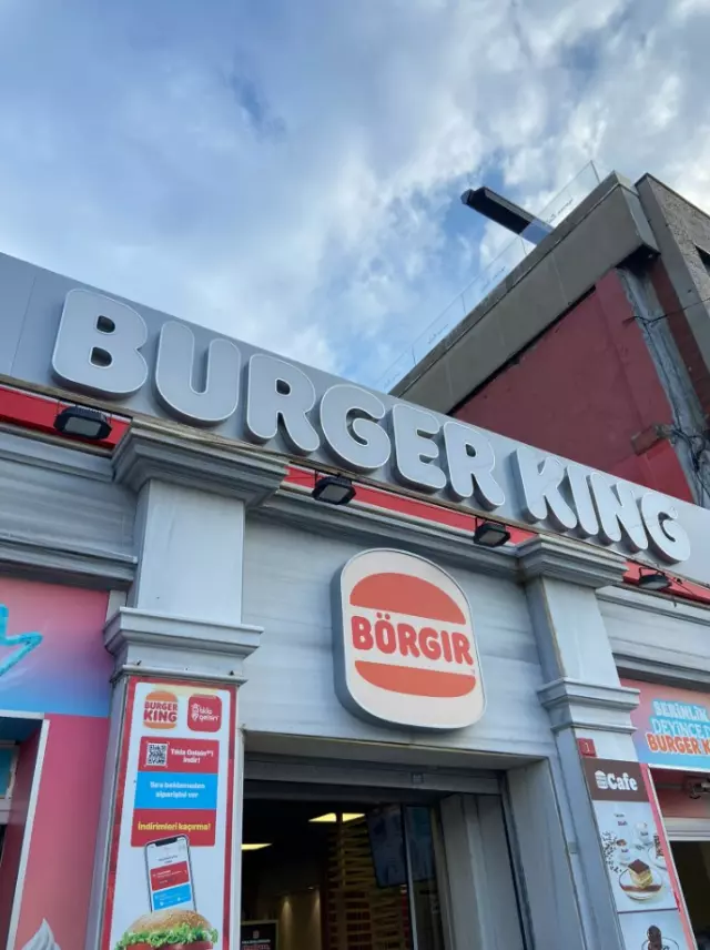 Boykota dayanamayan Burger King Türkiye'de adını değiştirdi