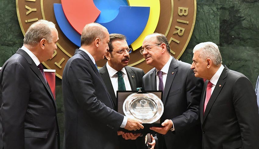 Erdoğan ödül vermişti! Kim bu yağ kuyruklarının sorumlusu ilan edilen kişi