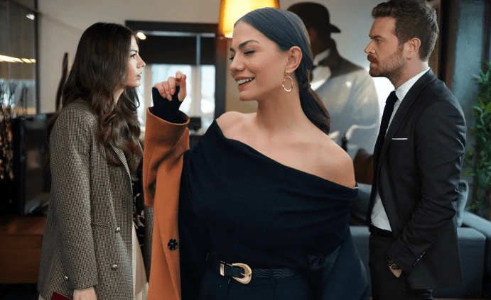 Demet Özdemir'den rol arkadaşı Engin Öztürk'e destek paylaşımı!