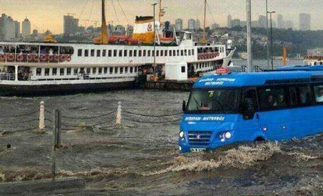 DİKKAT! İstanbul'a sel ve aşırı sağanak yağış uyarısı