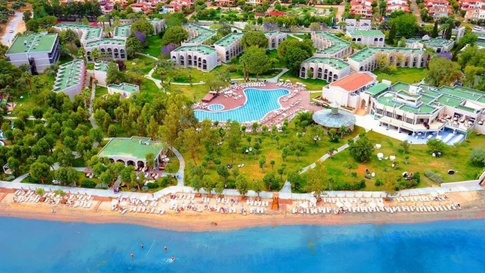 Skandalların göbeğindeki otel icradan satışta