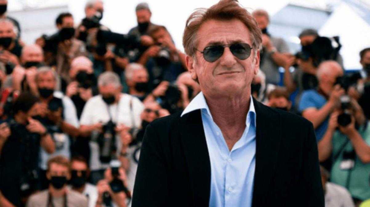 Sean Penn, Zelenski'ye Oscar töreninde konuşması için imkan sunulmazsa ödüllerini eritecek