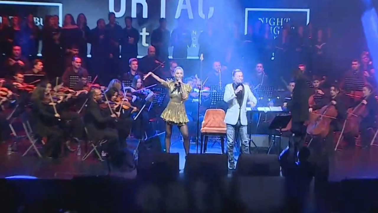 Serdar Ortaç Harbiye'de 90 kişilik ekiple senfonik konser verdi