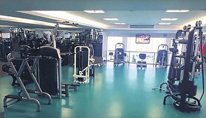 Sosyeteden iki ünlü kadın spor salonunda birbirine girdi