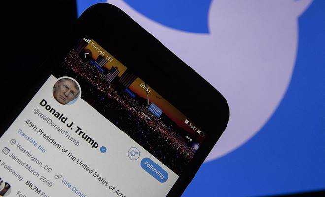 Twitter'dan Trump'a ikinci darbe geldi