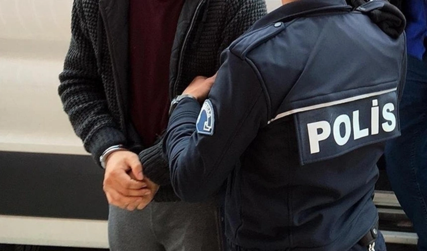 İstanbul Valiliği duyurdu: Rüşvet operasyonunda 46'sı polis 105 kişi yakalandı